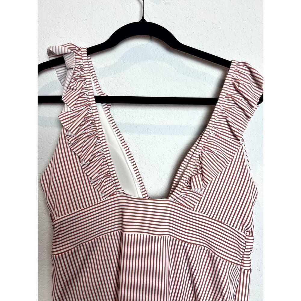 NWT: H&M One Pice Swimsuit Striped Size Large - Picture 5 of 11